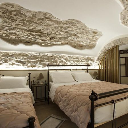 Hotel Ss Kekezi ジロカストラ エクステリア 写真